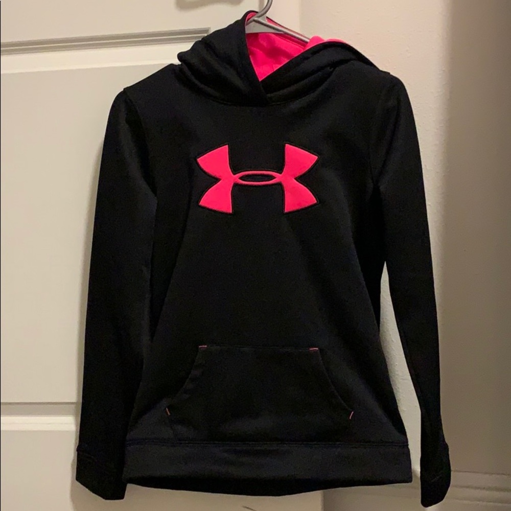 Under Armour black/pink dri-fit sweatshirt!